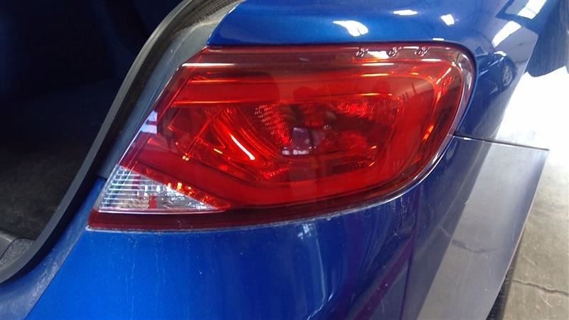 Passenger Tail Light Sedan Quarter Panel Mounted Fits 15-16 200 3376522