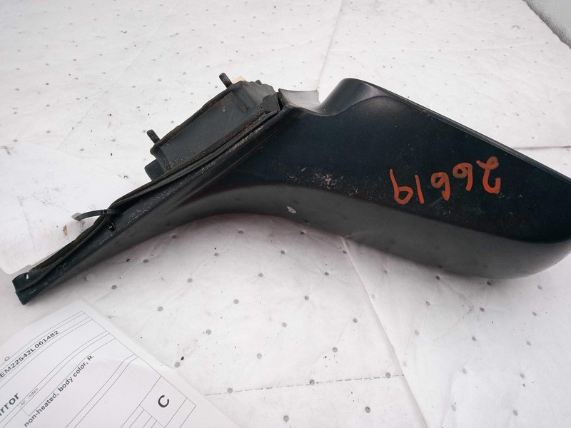 Used Right Door Mirror fits: 2002 Honda Civic Power Cpe 2 Dr non-heated body col