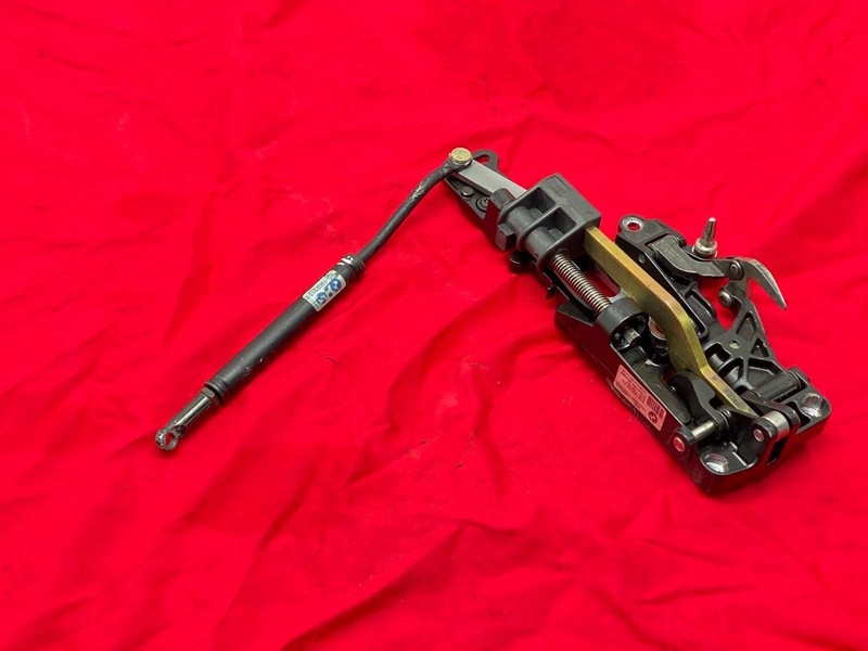 00-06 BMW E46 3 Series Right Passenger Convertible Folding Top Lock Latch OEM✅