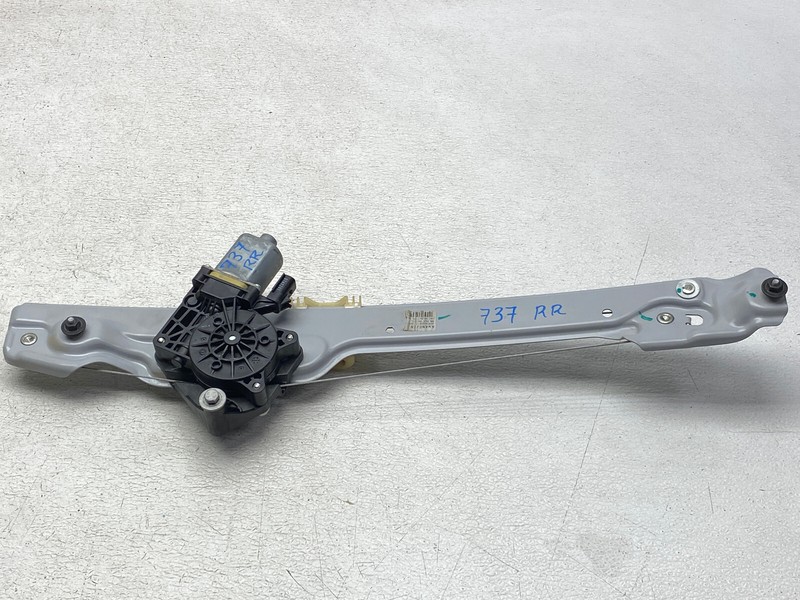 16-20 BUICK ENVISION REAR RIGHT PASSENGER SIDE WINDOW REGULATOR MOTOR OEM LOT737