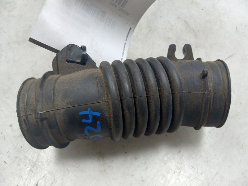 07 TOYOTA YARIS S AIR TUBE RESONATOR 1.5L