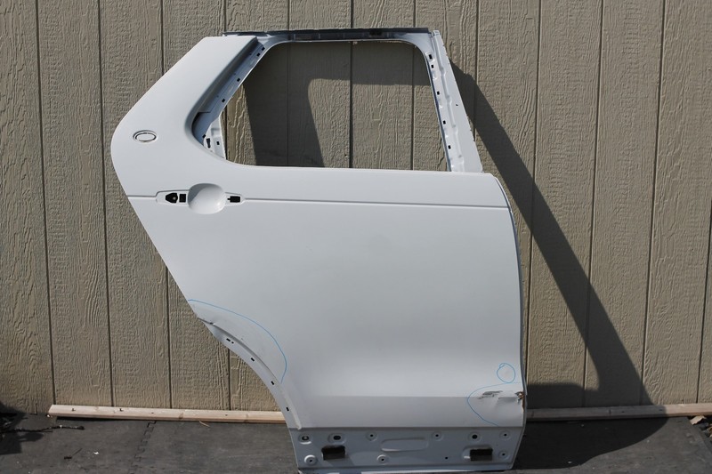 2017-2023 Land Rover Discovery Rear Right Passenger Side Door Shell Oem