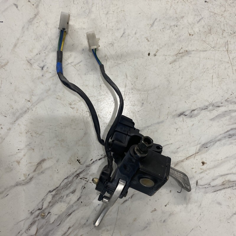 1999 - 2001 YAMAHA MOUNTAIN MAX 700 MM700 Brake Master Cylinder￼