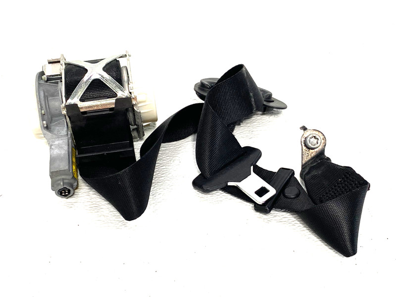 2015-2016 BMW F36 428I GRAN COUPE FRONT RIGHT SEAT BELT RETRACTOR OEM #A0.26