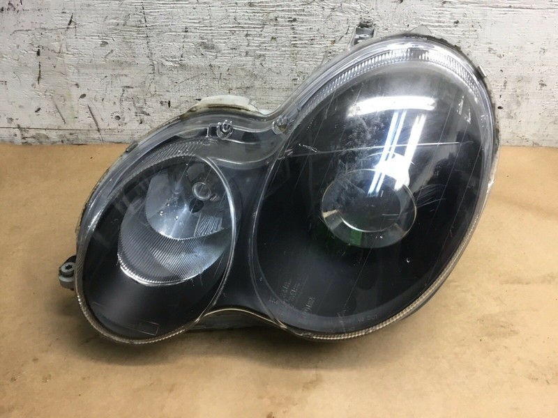 Mercedes C320 W203 Left Driver Headlight Black 2001 2002 2003 - 2006 :O