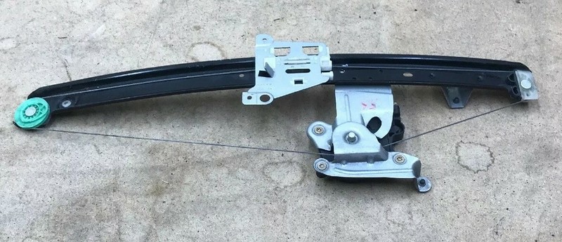 2003-2009 Volvo XC90 Window Regulator w/ Motor Right Passenger Rear Door OEM