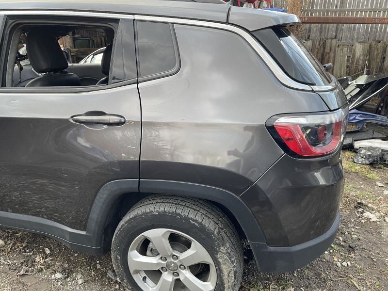 2017-2021 JEEP COMPASS LEFT QUARTER PANEL GRAY PC:PAU 2.4L AWD 30K 52127