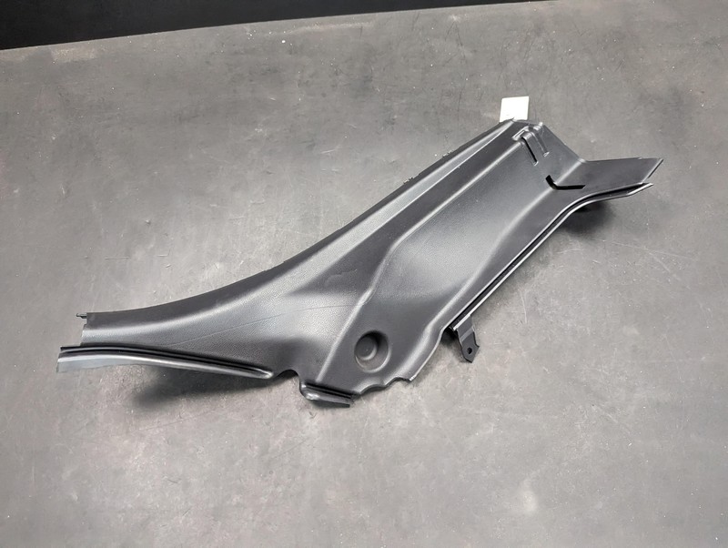 Rear Right C Pillar Lower Trim Panel 2018 Mercedes CLA 250 1176901225 2014-2019