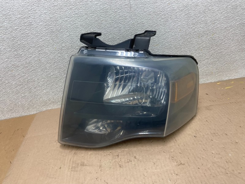 2007 - 2014 Ford Expedition Left Driver LH Side Headlight Halogen Oem AA0573 DW
