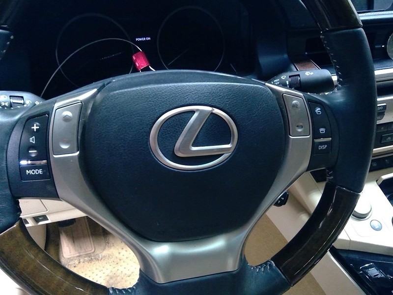 Driver Left Air Bag Front Driver Wheel Fits 13-15 LEXUS ES300H 1764318