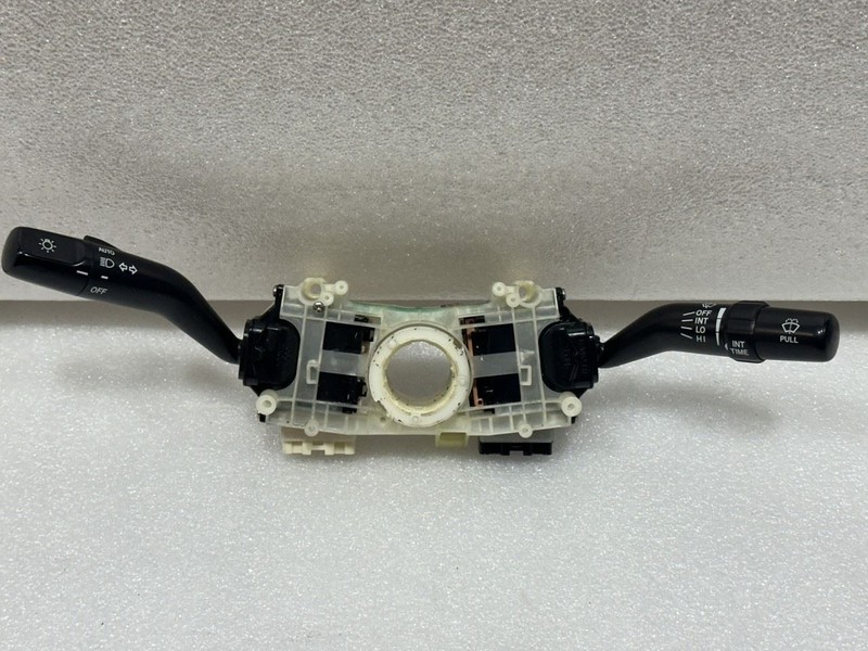 2000 2001 TOYOTA AVALON XL STEERING COLUMN SWITCHES TURN SIGNAL + WIPER CONTROL