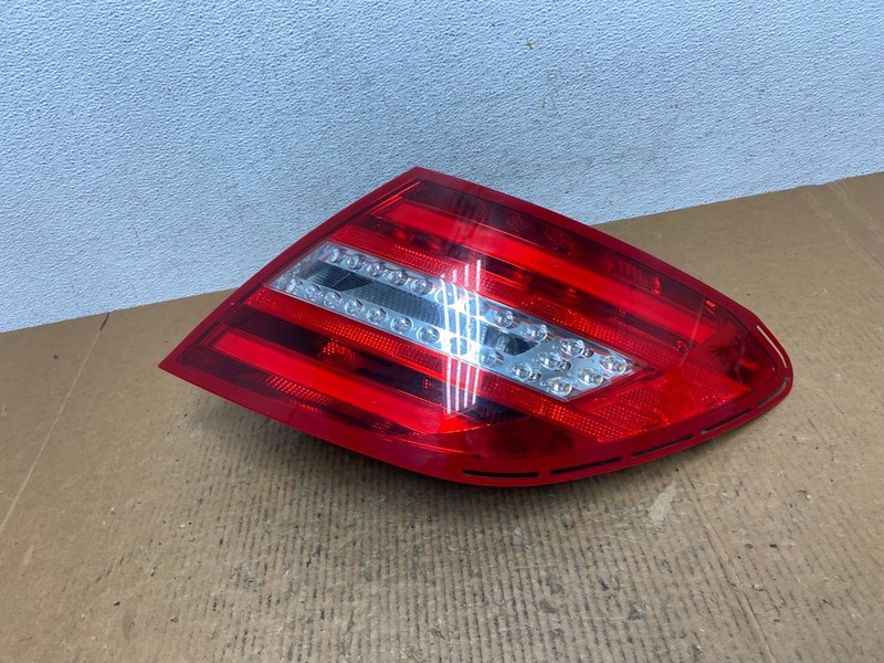 2012 to 2014 Mercedes C-Class Right Passenger Side LED Tail Light OEM AE1454 LK