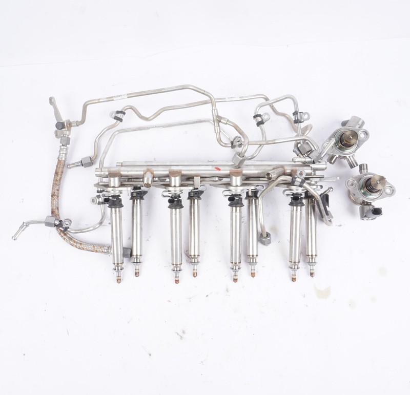 W218 MERCEDES 11-20 CL CLS GL GLS E ML S SL FUEL INJECTIOR RAIL & INJECTORS