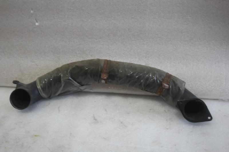 2000 2001 2002 2003 2004 2005 TOYOTA MR2 SPYDER COLD AIR INTAKE PIPE 17752-22010