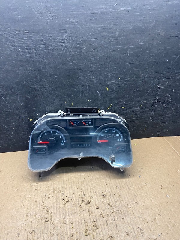 2011 2012 2013 Ford E150 E250 E350 VAN Gauge Speedometer Cluster T1755 DG