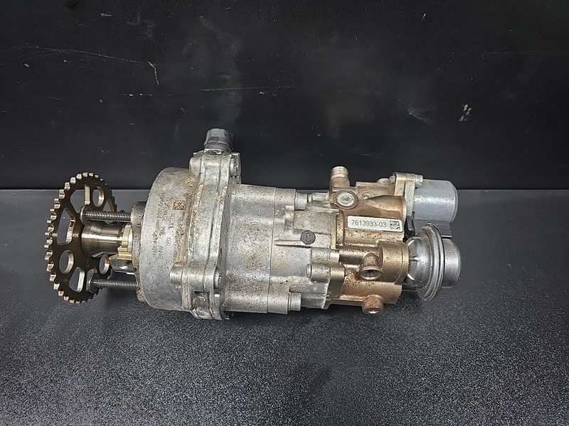 07-13 OEM BMW E82 E89 E90 E92 E93 HPFP High Pressure Fuel Pump Engine N54 N55
