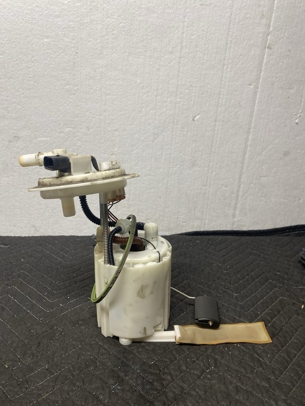 2012 Hyundai Sonata Gas Fuel Pump Assembly