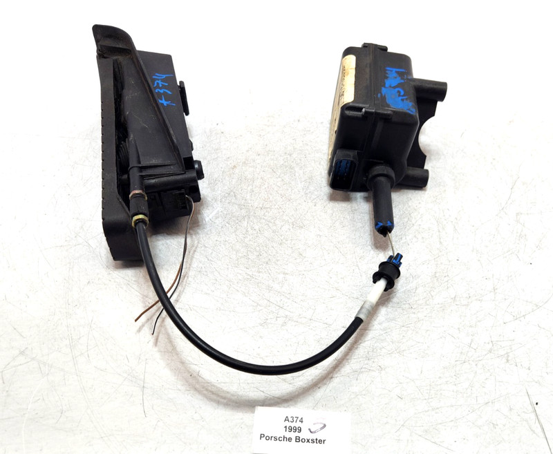 ✅97-05 OEM Porsche Boxster 986 Gas Accelerator Foot Pedal Cruise Control Module*