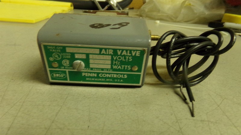Penn Controls V11HAA-100 Baso Air Valve 8335 *FREE SHIPPING*