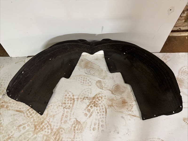 12-20 TESLA MODEL S REAR RIGHT PASS SIDE FENDER LINER SPLASH SHIELD 13071
