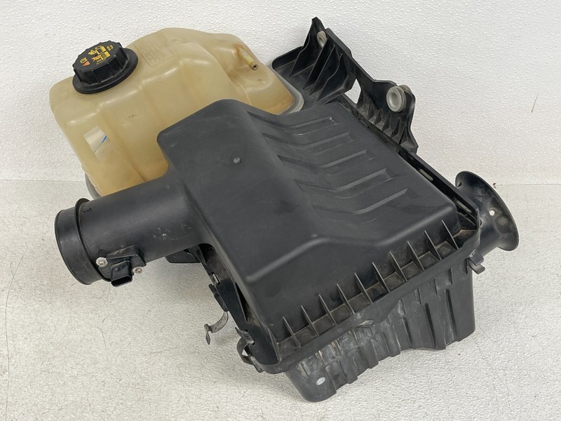 ⭐2008-2010 FORD F-250 ENGINE COOLANT RESERVIOR ASSEMBLY UNIT OEM LOT2390