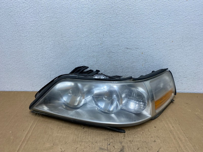 2005 to 2011 Lincoln Town Car Left Driver LH Side Headlight AD3298 DW