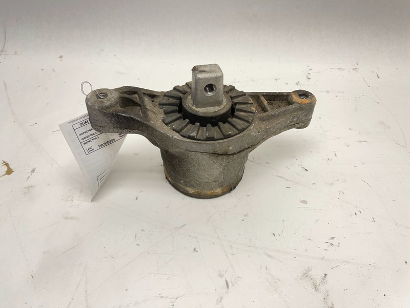 14-17 MASERATI GHIBLI 3.0L RIGHT PASSENGER SIDE ENGINE BUSHING MOUNT OEM