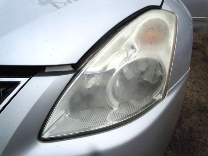 2010-2012 Nissan Altima Sedan Halogen Headlight Driver Left LH OEM
