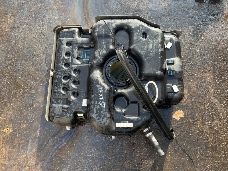 17-25 Cadillac XT5 FWDGASOLINE FUEL TANK OEM