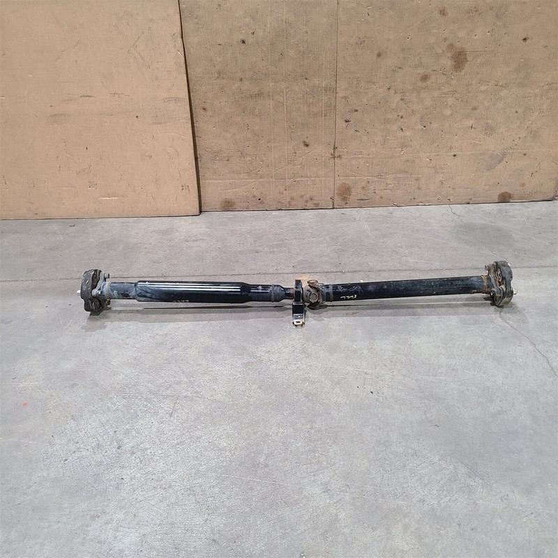 10-15 Camaro Ss Driveshaft Drive Shaft Automatic Transmission Aa7373