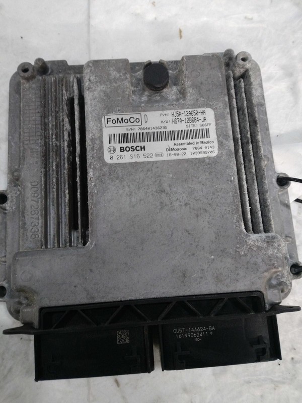2017 Ford Escape Engine Control Module ECM Black OEM 625353 98K Miles