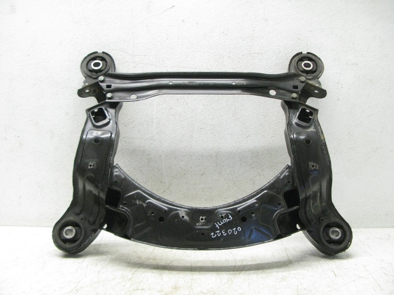 05-11 AUDI C6 A6 QUATTRO FRONT SUBFRAME CROSSMEMBER MOUNT BRACKET OEM 020322