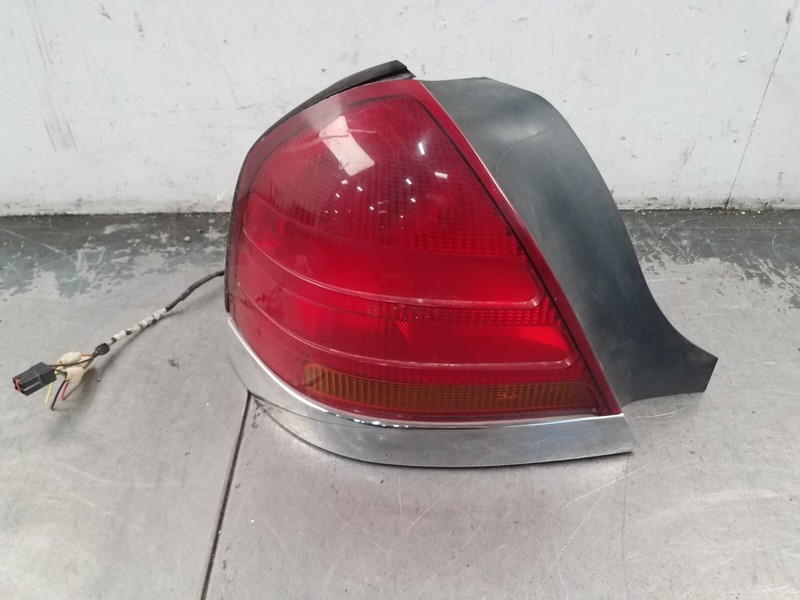 2002 Grand Marquis / Crown Vic Victoria Left Driver Tail Light #9286 P3
