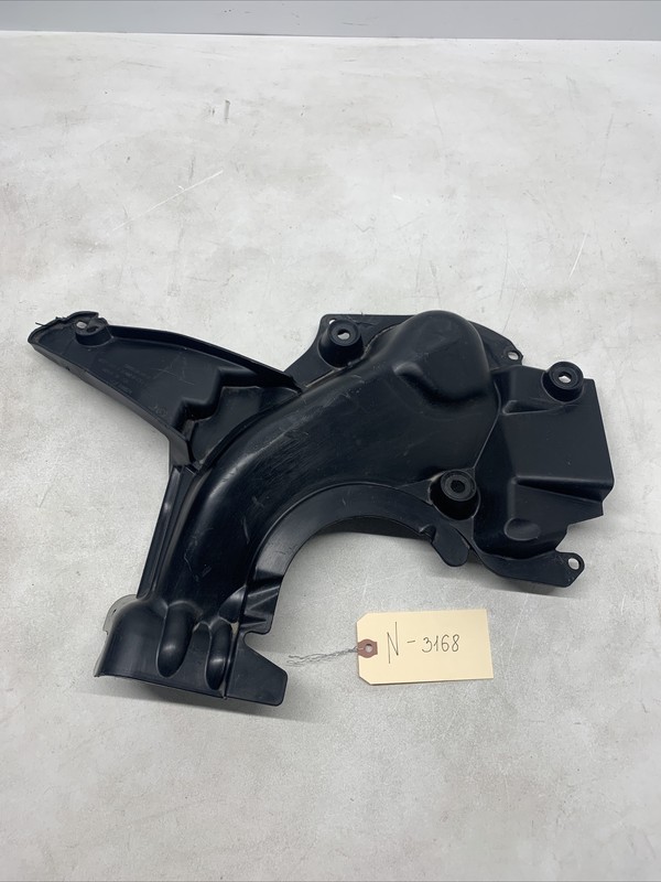 TESLA S RIGHT SHOCK TOWER COVER TRIM PANEL STRUT MOUNT COVER 1060510-00 3168 B80