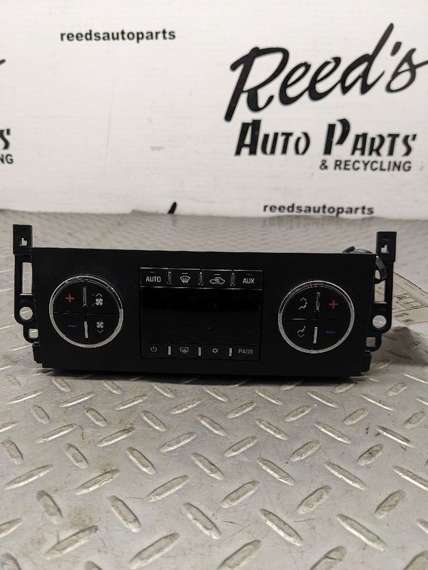 Temperature Control Dash Mounted Opt CJ2 Fits 07-11 SUBURBAN 1500 1152141