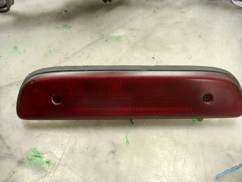 95 96 97 TOYOTA TACOMA HIGH MOUNTED BRAKE LIGHT