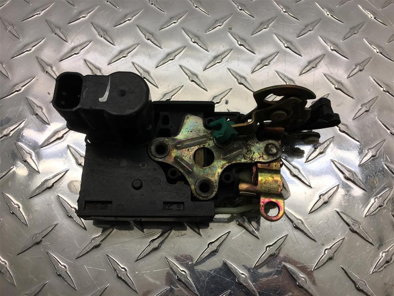 1999 JIMMY S15 REAR PASSENGER RIGHT DOOR LOCK LATCH ACTUATOR OEM