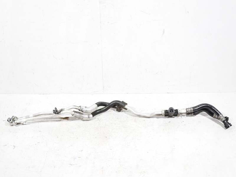 16-19 BMW F90 M5 G12 750 G30 M550 Transmission Oil Cooler Line Inlet Outlet OEM