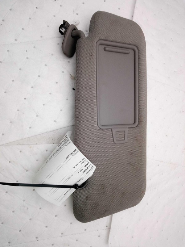 2018 Genesis G80 Sun Visor White OEM Used 4DR Sedan, No Sunroof, 63000 Miles