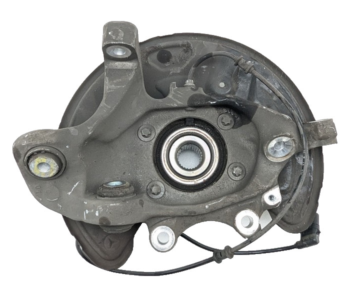 16-23 Mercedes W205 C43 C450 AMG Rear Right Side Spindle Knuckle Hub OEM