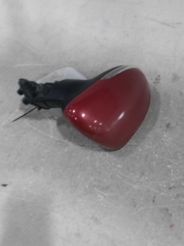 Used Right Door Mirror fits: 2014 Kia Rio Power heated body color from 12/17/13