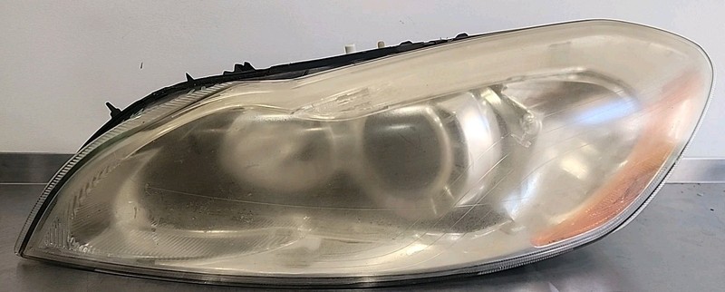 31299758 2011 Thru 13 Volvo 70 Driver LH Head Light Lamp Halogen C70 OEM