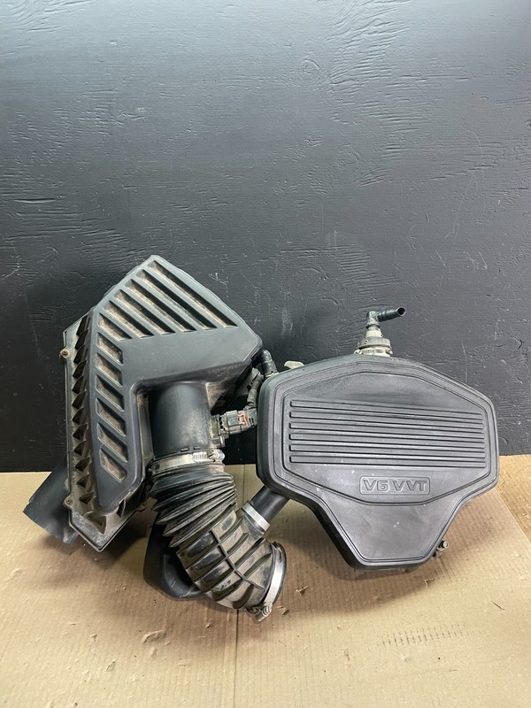 2017-2019 Cadillac XT5 3.6L Air Cleaner Housing Box OEM ab7842 DG