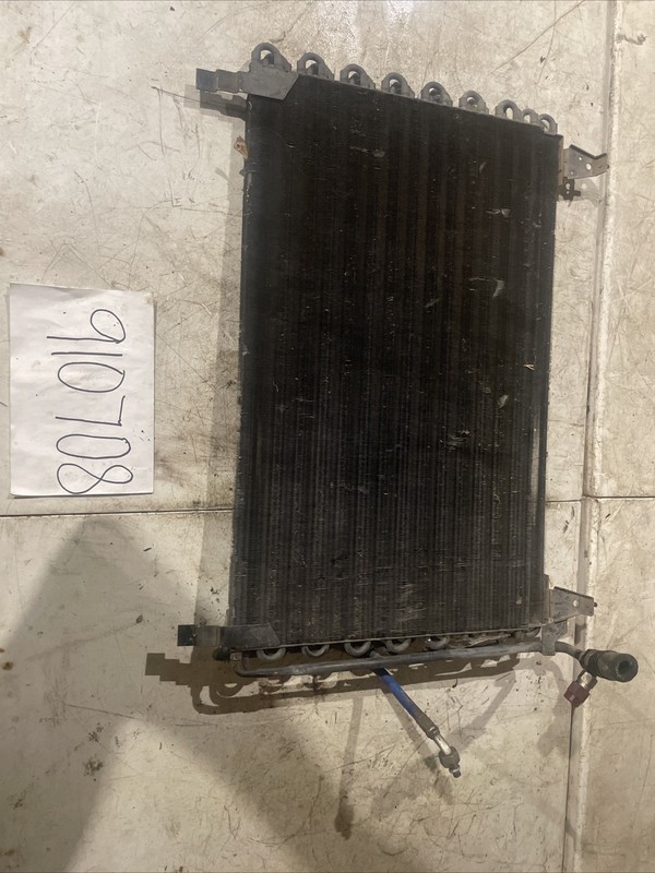 1986-1991 Mercedes 420SEL 1268302670 Condenser / Radiator Air Conditioning