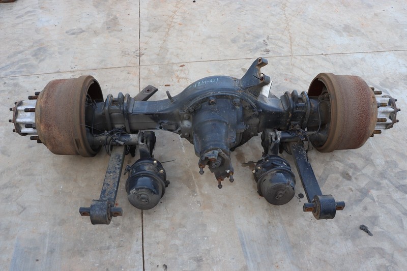 2008-2017 FREIGHTLINER CASCADIA 125 REAR AXLE RATIO 3.42 ASSEMBLY OEM