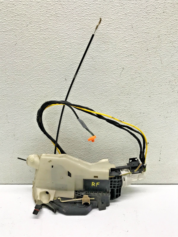 00-06 Mercedes W220 S500 Front Right Passenger Door Lock Latch Actuator OEM