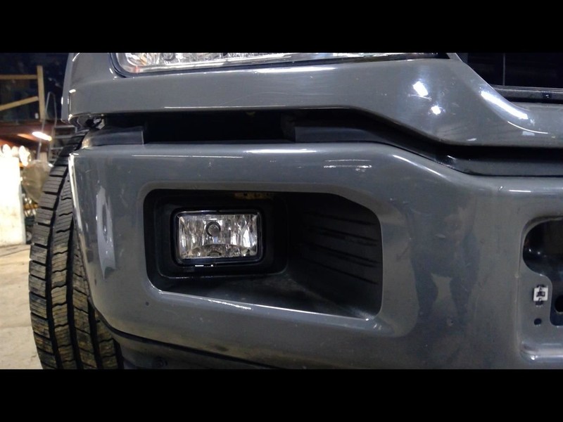 Passenger Corner/Park Light Fog-driving Fits 18-20 FORD F150 PICKUP 1525803