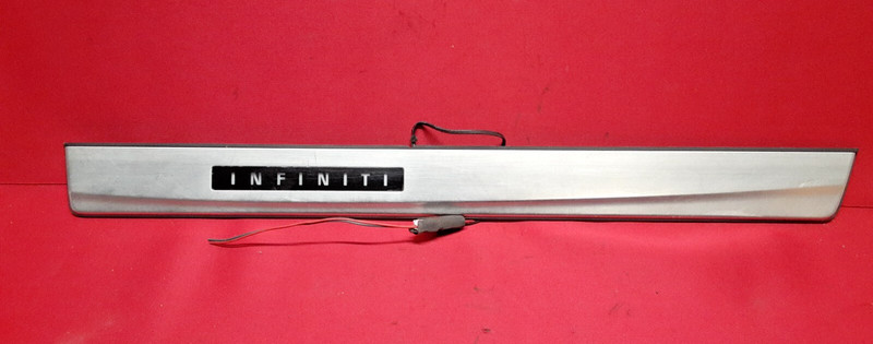 2008 - 2019 Infiniti FRONT RIGHT PASSENGER Lighted Scuff Kick Plate769B0-1MA0A