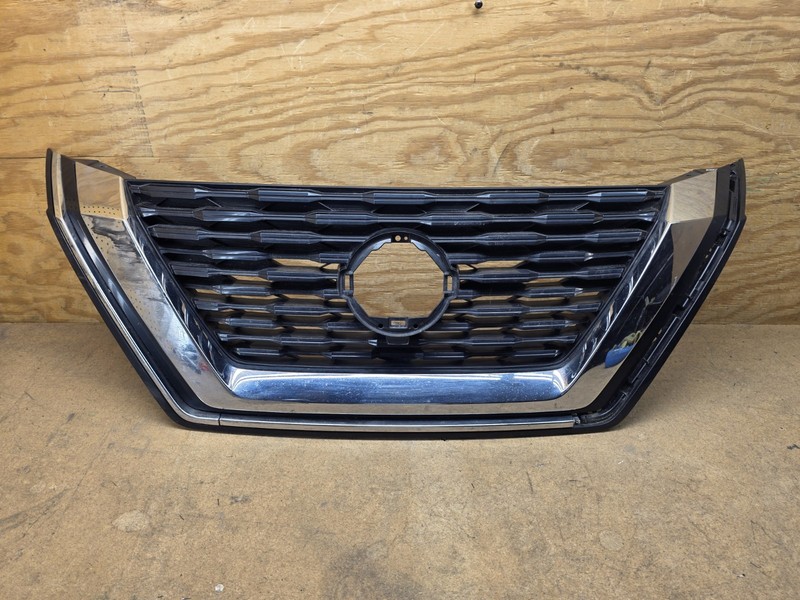 2021 2022 2023 NISSAN ROGUE FRONT BUMPER RADIATOR GRILLE OEM 623106RA0A