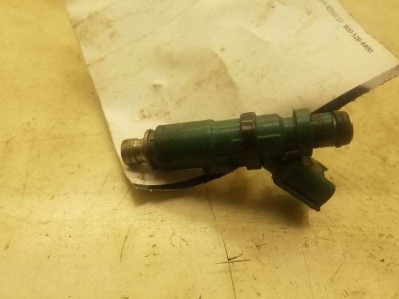 01 02 03 04 05 06 07 08 09 TOYOTA PRIUS 1.5L FUEL INJECTOR